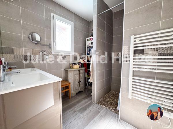 Maison
         4 pièces
        - 100 m² Bien prestige