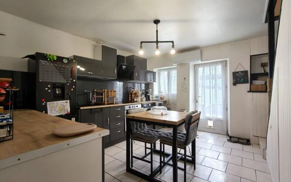 Maison à vendre    3 pièces • 63,20 m2 Dax