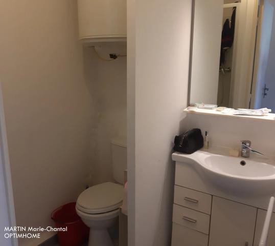 MARSEILLE 3EME PROCHE CASERNE DU MUY T2 - BALCON - PARKING