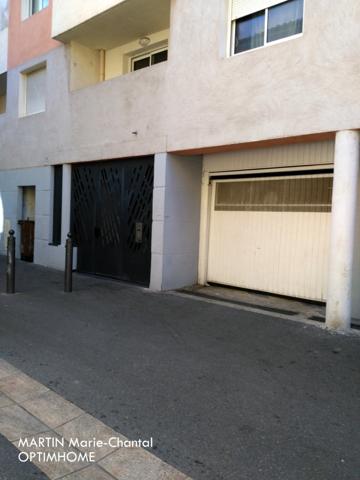 MARSEILLE 3EME PROCHE CASERNE DU MUY T2 - BALCON - PARKING