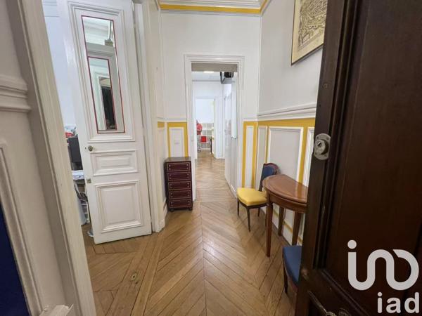 Appartement à vendre 3 pièces 63 m² Paris 8