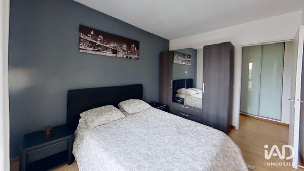 Location appartement 2 pièces 46 m² Courbevoie