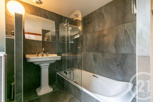 Maison à vendre  9 pièces - 220 m 2   JOINVILLE LE PONT  - 94