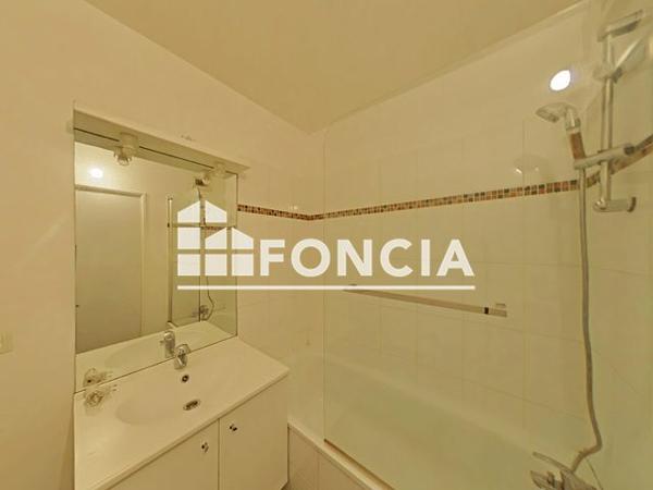 Location Appartement 4 pièces 79 m² - 8 AVENUE LENINE Saint Denis 93200