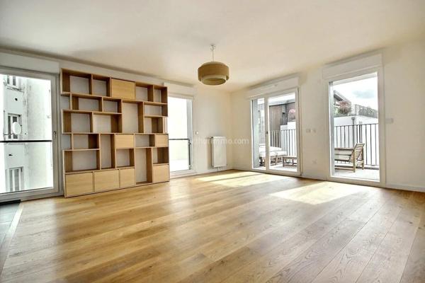Location                                                      Appartement
                        
                     3 pièces                      62 m2                     à Asnières-sur-Seine