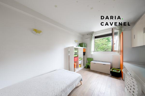 Appartement
         3 pièces
        - 60 m² Exclusivité 276 000 € *