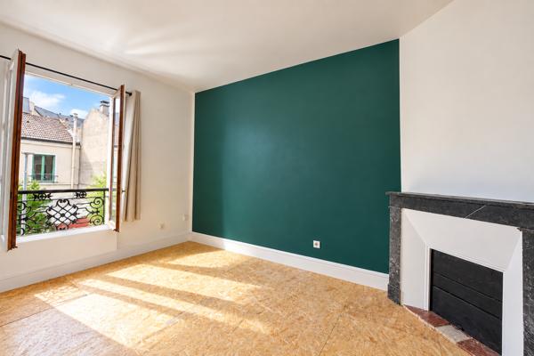 Appartement
         2 pièces
        - 34 m² Exclusivité 235 000 € *
