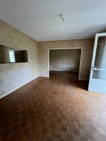 Maison à vendre |                                       Châteaumeillant |                                        4 pièces  |  120 m²