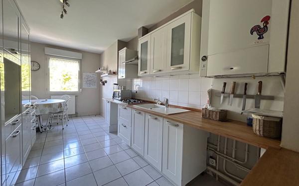 Appartement à vendre    4 pièces •  Vienne