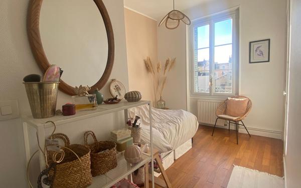 Appartement à louer    3 pièces • 54 m2 Oullins