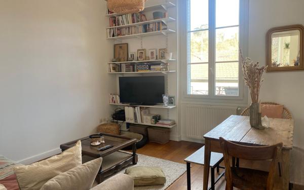 Appartement à louer    3 pièces • 54 m2 Oullins