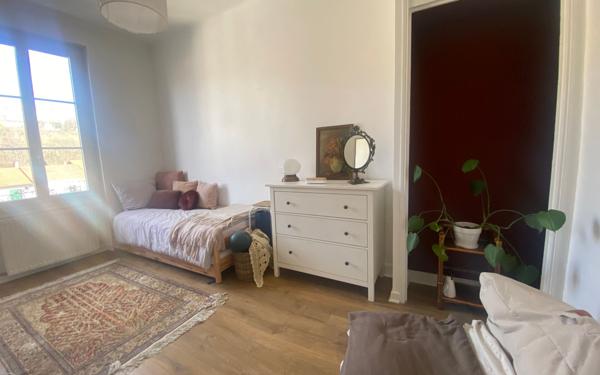 Appartement à louer    3 pièces • 54 m2 Oullins