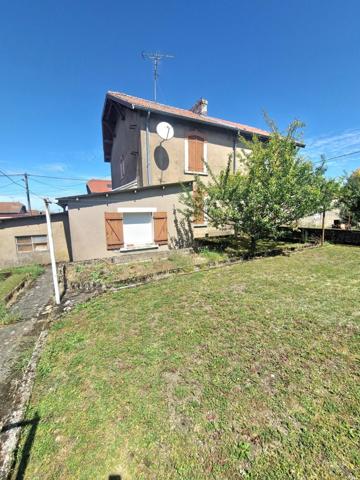 Maison située au calme avec jardin et garage !