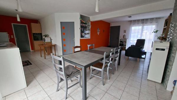 Maison Soucelles 6 pièce(s) 120 m2