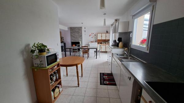 Maison Soucelles 6 pièce(s) 120 m2