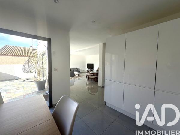 Maison à vendre 4 pièces 111 m² Sauvian