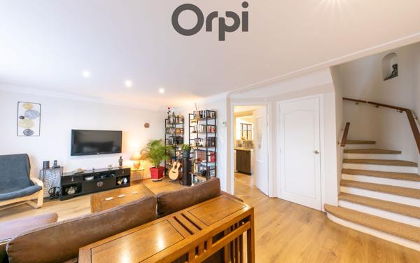 Maison à vendre    4 pièces • 106 m2 Saint-Estève