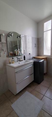 Maison de village avec terrasse et garage