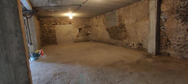 Maison de village avec terrasse et garage