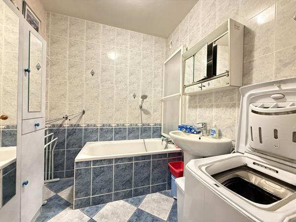 Appartement - 4 pièces - 74 m²