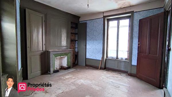 THIZY-LES-BOURGS (69240) Immeuble à réhabiliter 250 m²