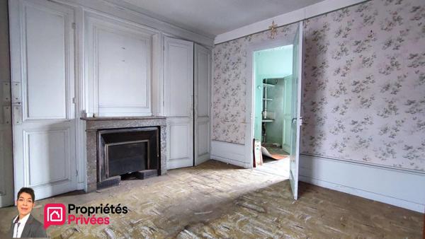 THIZY-LES-BOURGS (69240) Immeuble à réhabiliter 250 m²