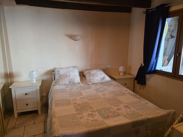 Milly-la-Forêt (91490) Ensemble immobilier de caractère – 3 logements indépendants