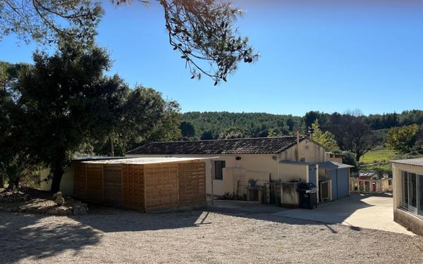 Maison à vendre    4 pièces •  Marguerittes