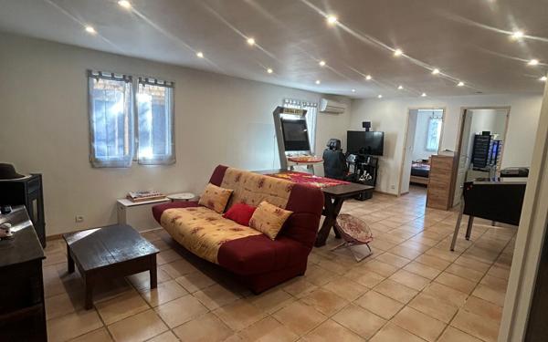 Maison à vendre    4 pièces •  Marguerittes