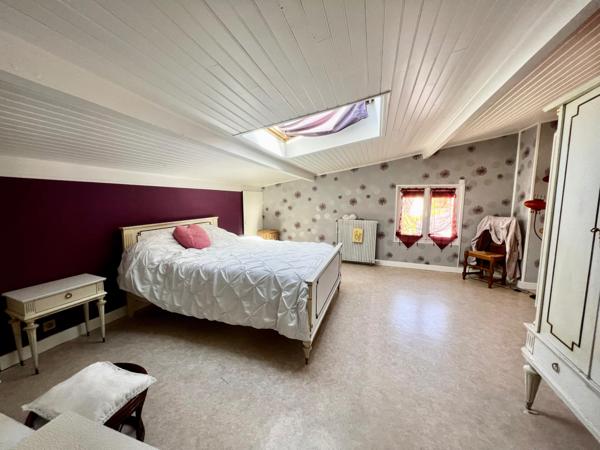 Maison 122 m2 avec sous-sol total sur terrain 477 m2