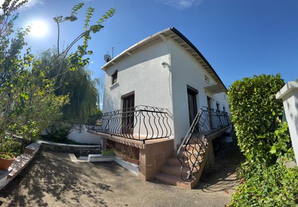 Maison 122 m2 avec sous-sol total sur terrain 477 m2