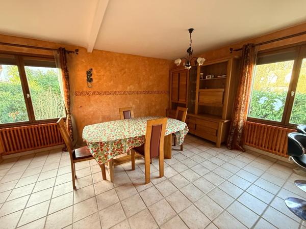 Maison 122 m2 avec sous-sol total sur terrain 477 m2