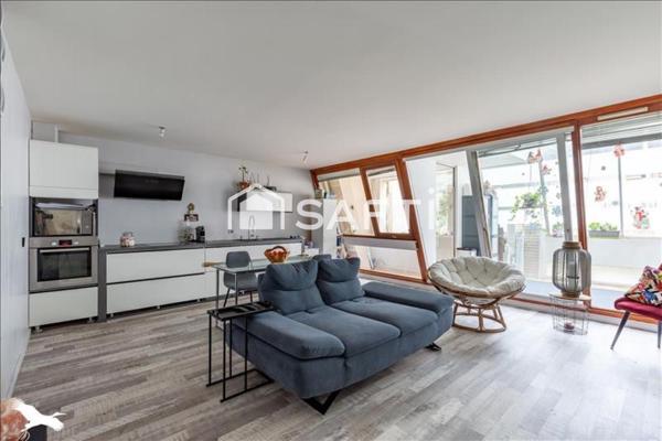 BEAU DUPLEX F4 104M²