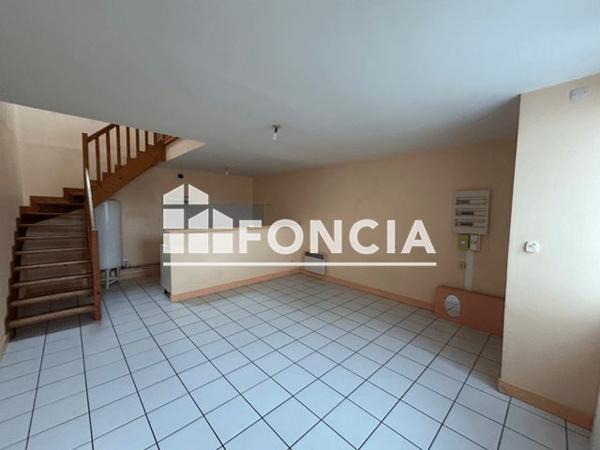 Location Maison 3 pièces 49.8 m² - 70 RUE DE L'ECHASSIER Cognac 16100