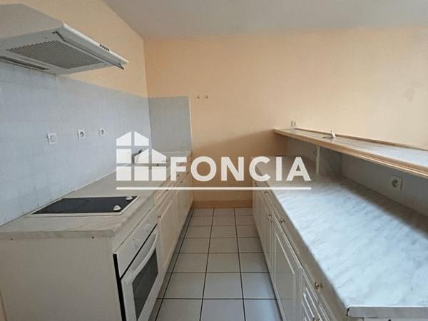 Location Maison 3 pièces 49.8 m² - 70 RUE DE L'ECHASSIER Cognac 16100