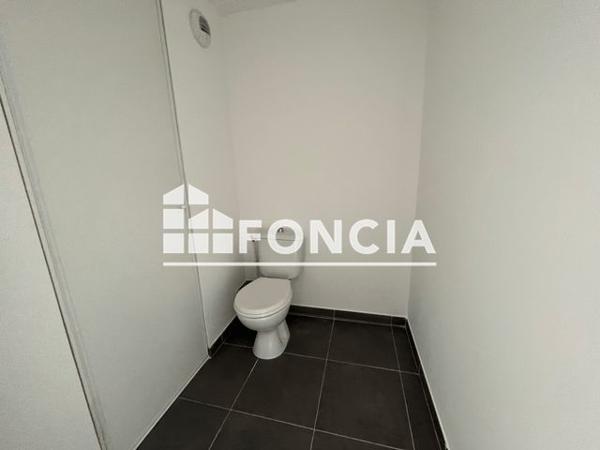 Location Appartement 3 pièces 57.58 m² - RUE PEYSSONNEL Marseille 13003