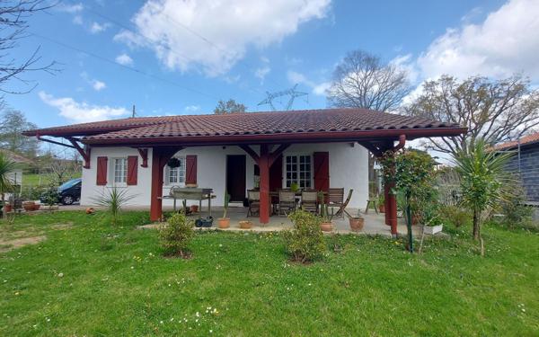 Maison à vendre    4 pièces • 106,74 m2 Ustaritz