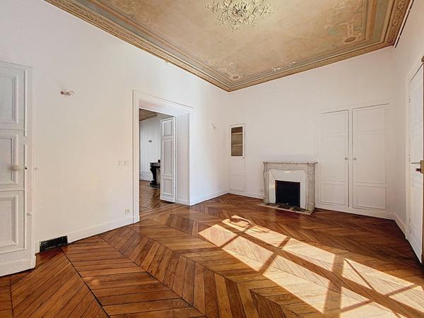 Saint-Germain-en-Laye - Appartement 5 pièces de 177 m²