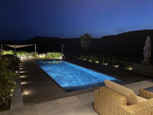 Maison à vendre  5 pièces - 185 m2 COGOLIN - 83