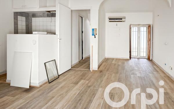 Appartement à vendre    1 pièce •  Beaucaire