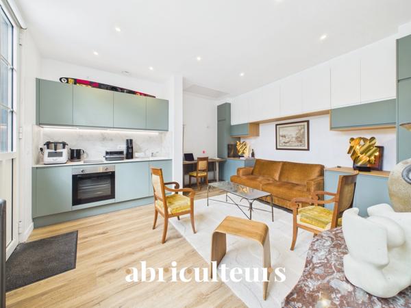 Maison de 250 m² au calme absolu avec terrasse d'exception et studio indépendant Coeur de ville proche cathédrale