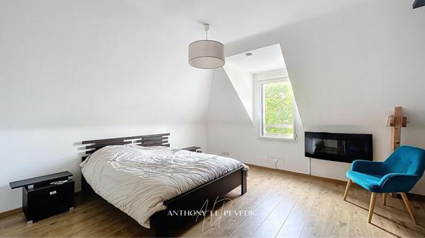 Maison - 7 pièces - 146m2