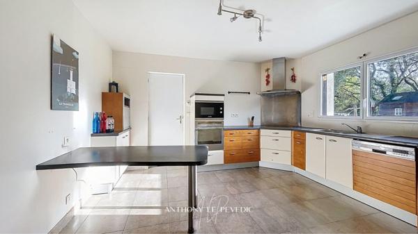 Maison - 7 pièces - 146m2