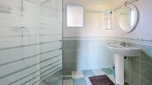 Maison - 7 pièces - 146m2