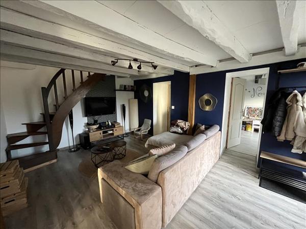 Maison à vendre |  Montrol-Sénard |  5 pièces | 124 m²