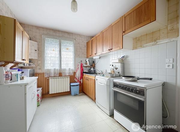 À vendre - Maison mitoyenne 2 côtés, 4 pièces située à Sully-sur-Loire (45600)