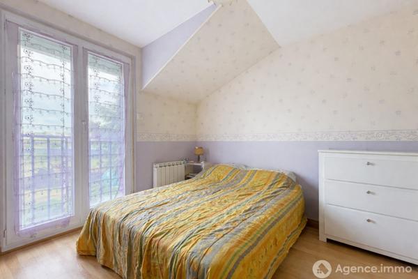 À vendre - Maison mitoyenne 2 côtés, 4 pièces située à Sully-sur-Loire (45600)