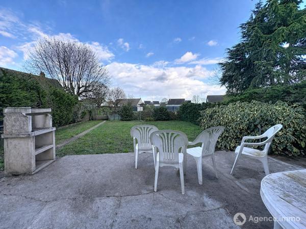 À vendre - Maison mitoyenne 2 côtés, 4 pièces située à Sully-sur-Loire (45600)