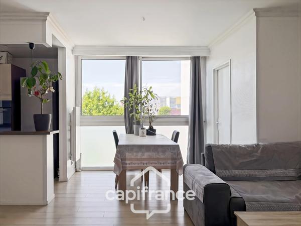 🏡 NOISIEL – SECTEUR RECHERCHÉ PROCHE DU CHÂTEAU - APPARTEMENT 3/4 P - 86 m2 - STATIONNEMENT-