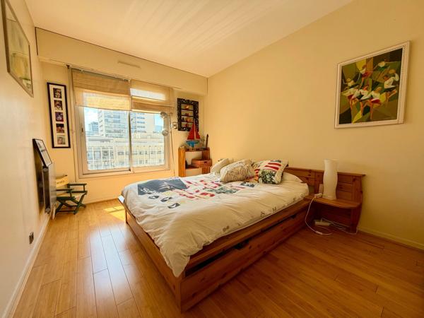 Appartement à vendre 4 pièces COURBEVOIE (92)